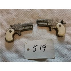 2 DERRINGES TOY GUNS, 3"