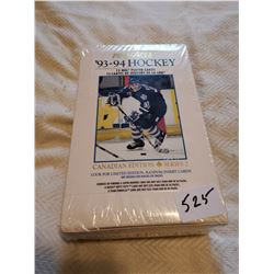 1993-94 PINNACLE HOCKEY CARDS, SEALED BOX