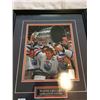 Image 2 : WAYNE GRETZKY ORIGINAL FRAMED PHOTO, 15" X 18"