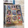 Image 5 : 4 BINDERS OF SPORTS CARDS, 2 NHL, 2 MLB
