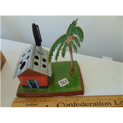 VINTAGE METAL DESK TOP PEN PENCIL HOLDER