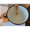 Image 2 : VINTAGE ICE BUCKET COPPER AND MULTI MEDIA COPPER TONGS