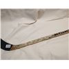 Image 2 : NHL UNKNOWN PLAYER STICK, TEAM SIGNED