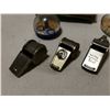 Image 5 : 3 WHISTLES AND 3 HANDHELD GAMES