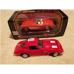 2 DIE CAST CORVETTES 1:24 SCALE