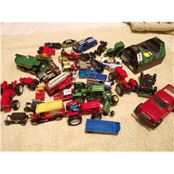 LOT OF TOY VEHICLES, AS IS