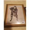 Image 2 : 2 HOCKEY FRAMED PICTURES, 9" X 11"