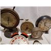 Image 4 : LOT OF VINTAGE CLOCK, AS IS