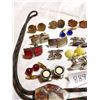 Image 3 : 17 CUFF LINKS AND 4 DRESS TIES