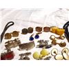 Image 6 : 17 CUFF LINKS AND 4 DRESS TIES