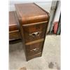 Image 3 : 1940'S WALNUT VANITY