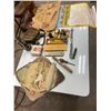 Image 1 : LARGE LOT OF COLLECTIBLES - PENCIL BOX, POISON BOTTLE, CALENDAR BUCKS, SHAVING ETC