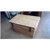Image 1 : Wicker Chest