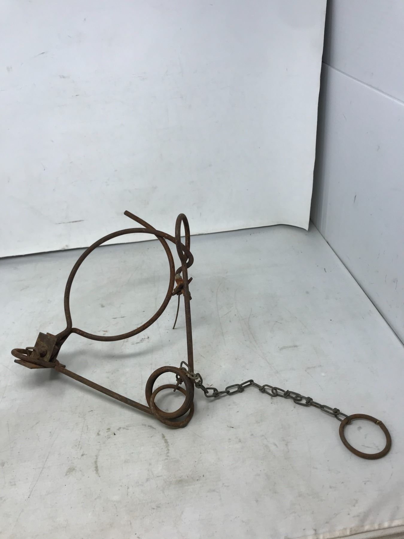 HEAVY SNARE STYLE SPRING TRAP - Schmalz Auctions