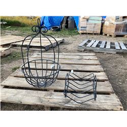 BLACK FILE HOLDER + PLANT HOLDER