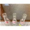 Image 3 : VINTAGE DR.PEPPER SODA POP BOTTLES LOT OF 3