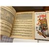 Image 7 : LOT OF VINTAGE MUSIC BOOKS