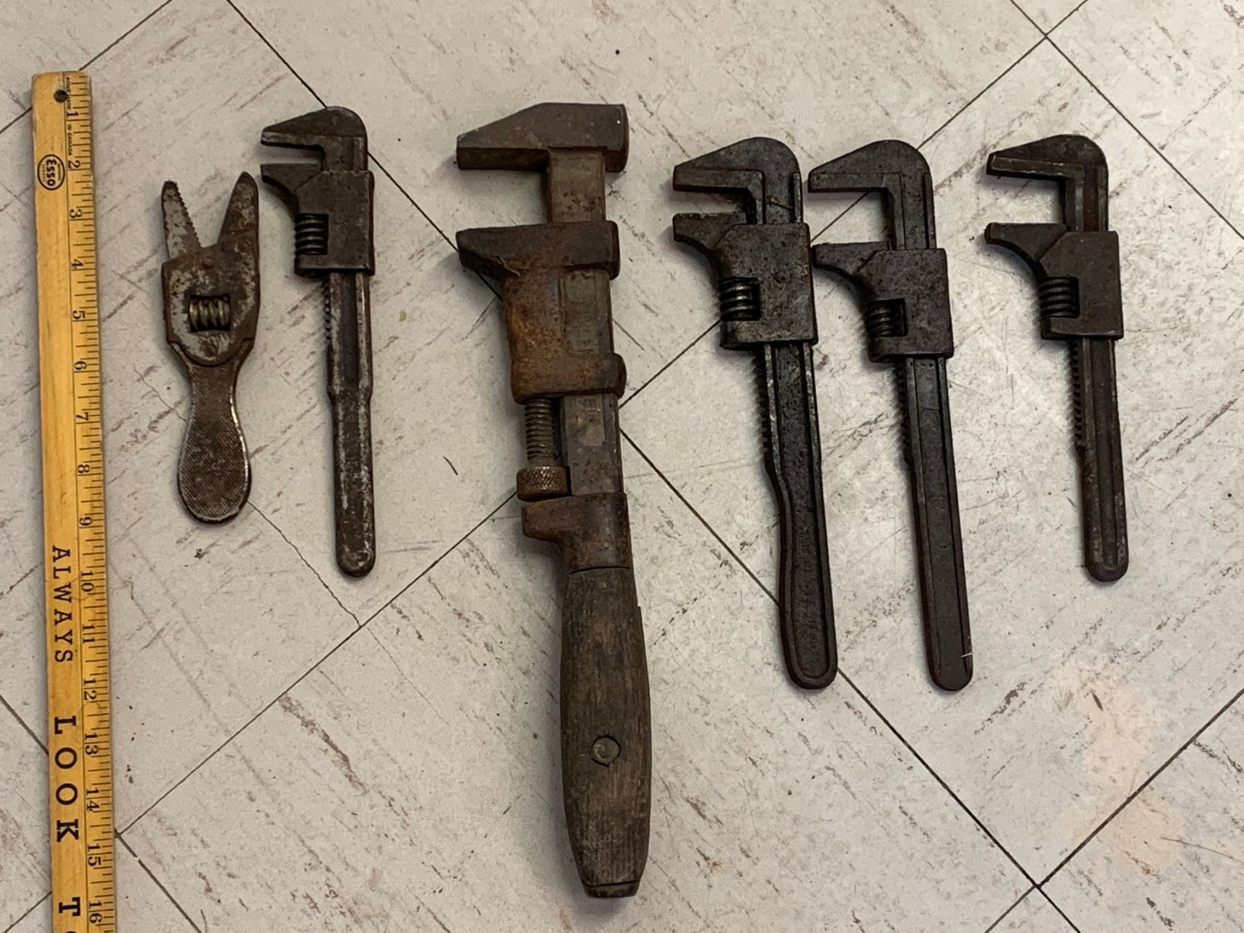 LOT OF ANTIQUE ADJUSTABLE WRENCHES Schmalz Auctions