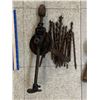 Image 5 : LOT OF ANTIQUE DRILLS AND BITS