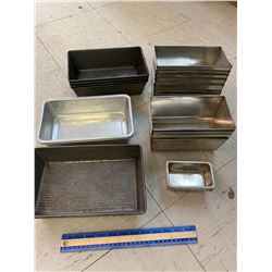 LOT OF OLD BREAD PANS