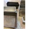 Image 3 : LOT OF OLD BREAD PANS