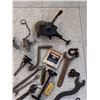 Image 5 : LOT OF MISC OLD TOOLS AND RELATED