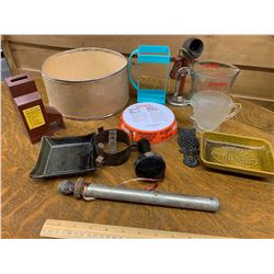 MISC LOT OLD TOY PHONE ASHTRAYS ETC