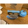 Image 7 : COLEMAN NO. 4A IRON WITH BOX INSTRUCTIONS ETC