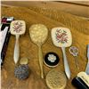Image 5 : MISC LOT VANITY PIECES COMPACTS ETC