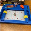 Image 2 : VINTAGE MATTEL 1978 ROCKET HOCKEY GAME AND BOX