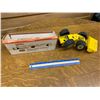 Image 6 : VINTAGE TONKA LOADER WITH BOX