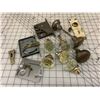 Image 1 : LOT OF VINTAGE DOOR KNOBS ETC