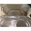 Image 5 : GALVANIZED WASH TUB AND LID