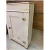 Image 3 : ANTIQUE PAINTED WALL CUPBOARD 24 1/2" x 17" x 5 1/2"