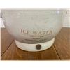 Image 7 : 3 GALLON IMPERIAL ICE WATER CROCK WITH LID MEDICE HAT ALBERTA