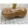 Image 6 : PEANUT AND SQUIRREL NUT DISH