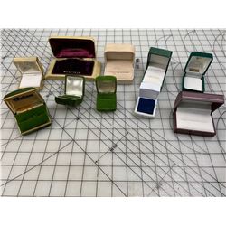 LOT OF VINTAGE JEWELRY BOXES