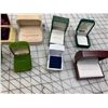 Image 3 : LOT OF VINTAGE JEWELRY BOXES