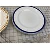 Image 4 : MISC PLATES AND SNACK SET DISHES