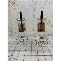 VINTAGE PYREX OIL AND VINEGAR BOTTLES