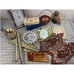 MISC LIT FRAMES CHIMES ETC