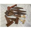 Image 1 : LOT OF OLD HINGES