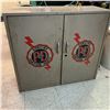 Image 1 : VINTAGE P & D IGNITION PARTS METAL SHOP CABINET 29" x 32.5" x 11.5"