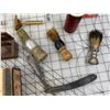 Image 9 : VINTAGE SHAVING LOT SAFETY RAZORS BRUSHES ETC