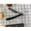 Image 6 : VINTAGE SHAVING LOT SAFETY RAZORS BRUSHES ETC