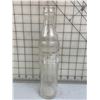 Image 1 : KING-HI SODA POP BOTTLE VERMILION ALBERTA