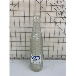 WATT SODA POP BOTTLE REGINA SASK