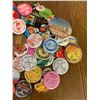 Image 4 : LOT OF PINBACK BUTTONS
