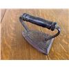 Image 4 : ANTIQUE COPP. BROS SAD IRON