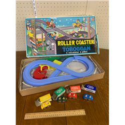 VINTAGE TOY ROLLER COASTER SET WITH BOX